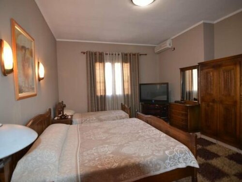 Гостиница Real Scampis Hotel в Эльбасане