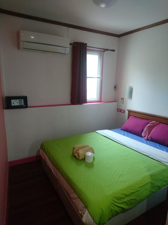 Фото Central Guesthouse