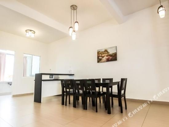 Фото Sunflower House