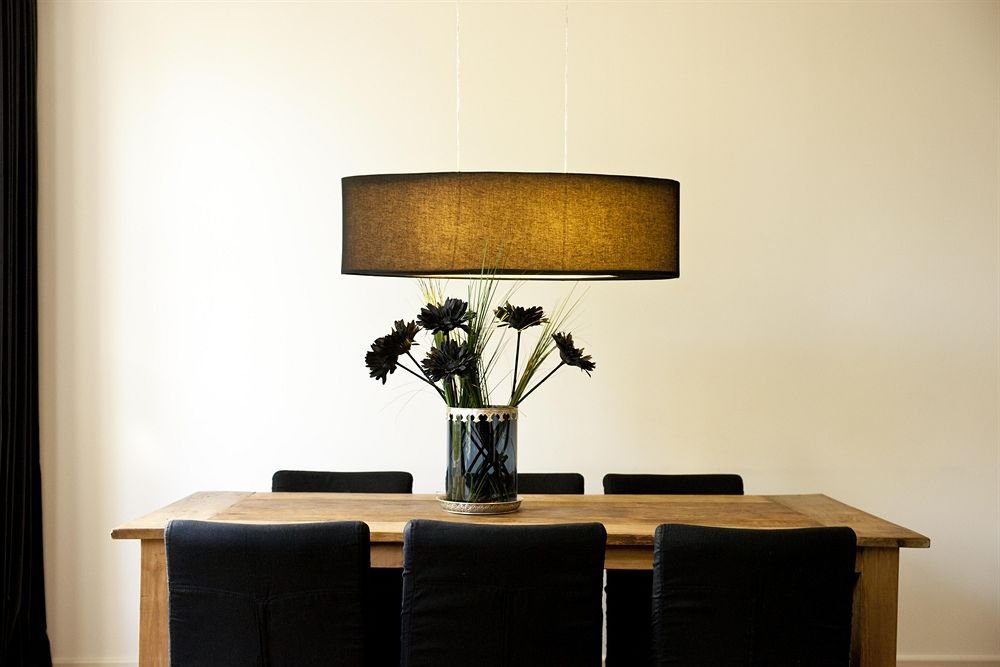 Фото Sarphati Apartments Suites