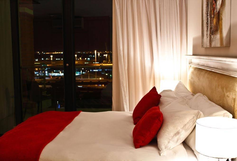 Фото The Rockwell Luxury Suites