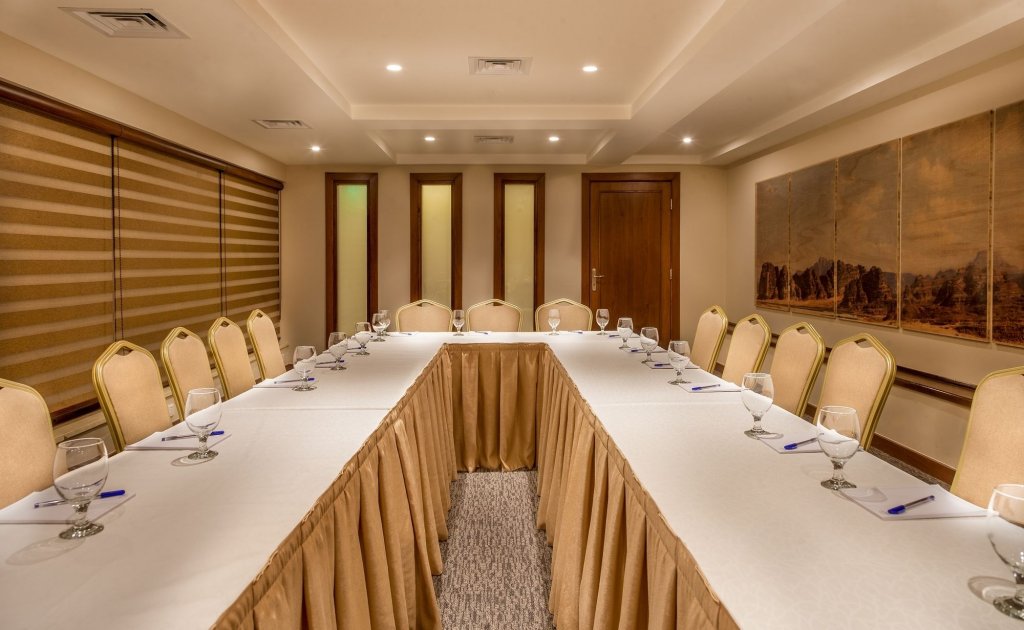 Фото Gerasa Hotel