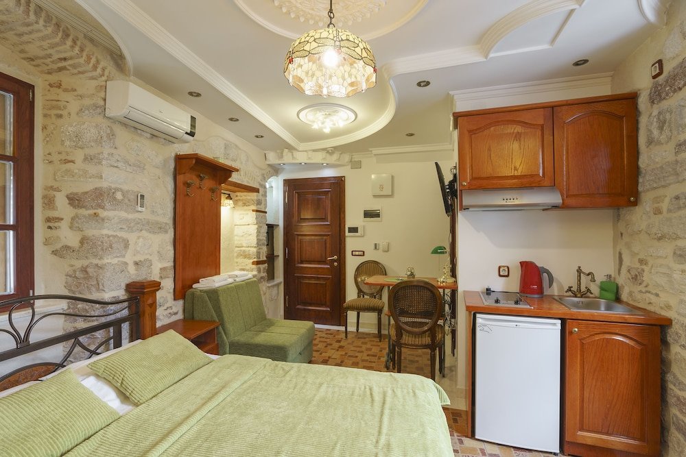 Фото Apartments Wine House Old Town