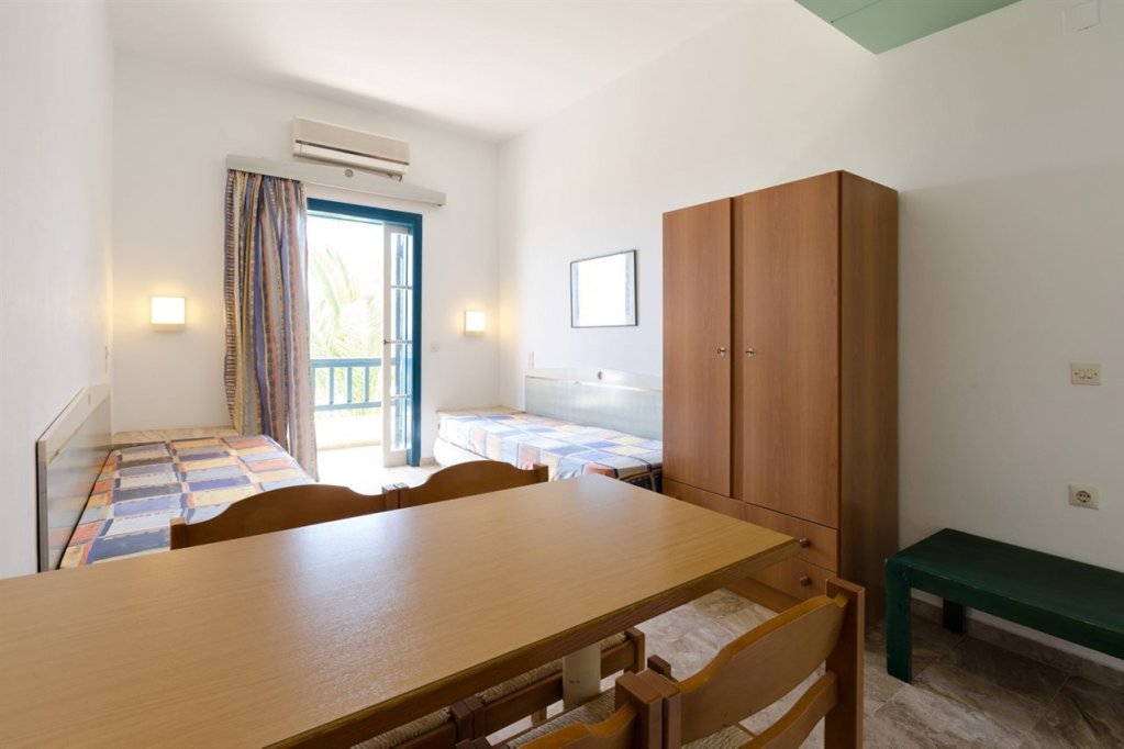 Фото Esperides Apartments