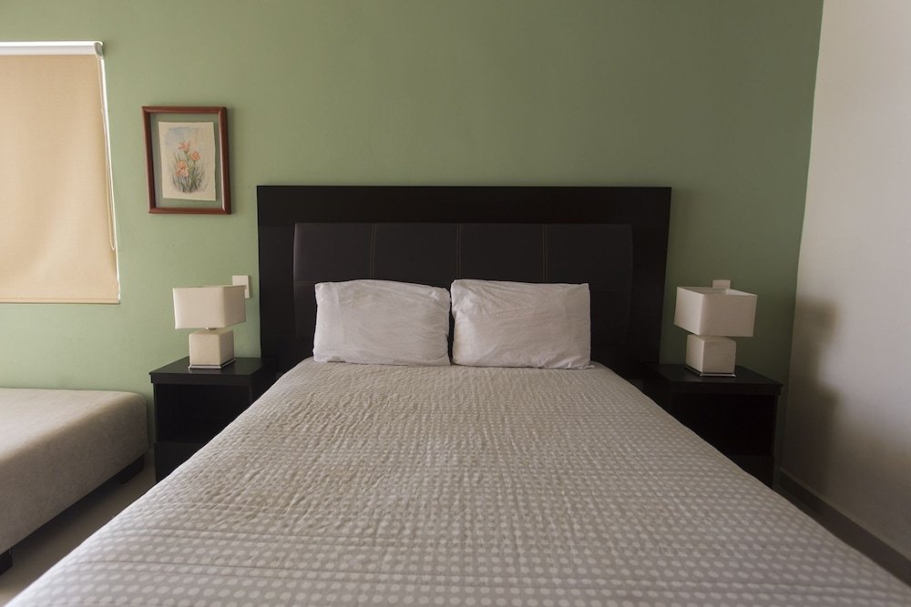 Фото Luxury 2 Bedroom Apartments