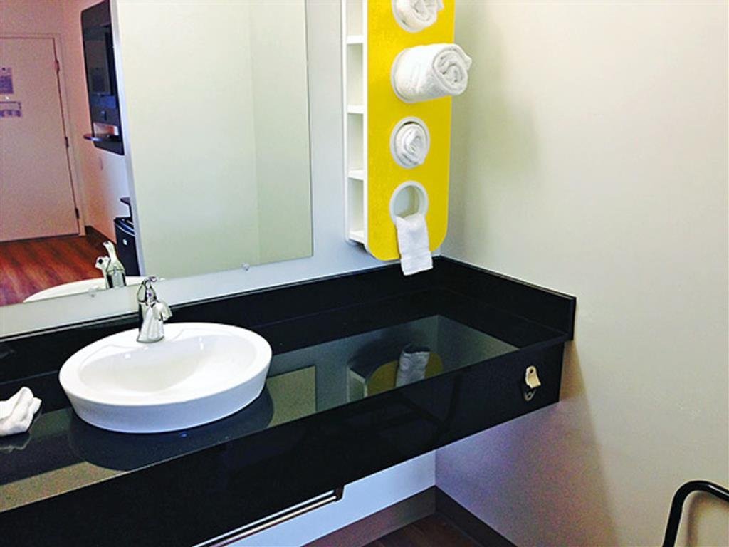 Фото Motel 6 National City Ca