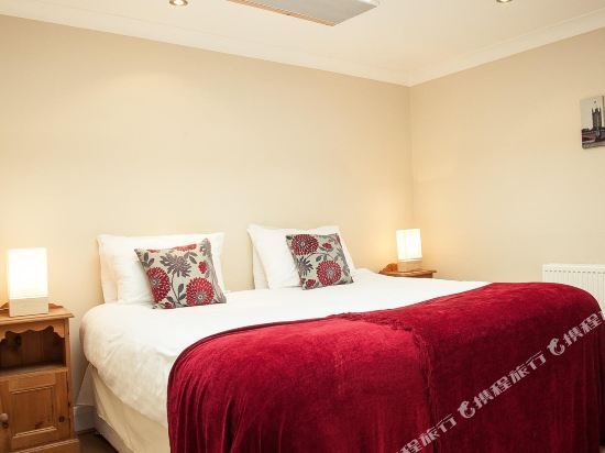 Фото Lamington Apartments