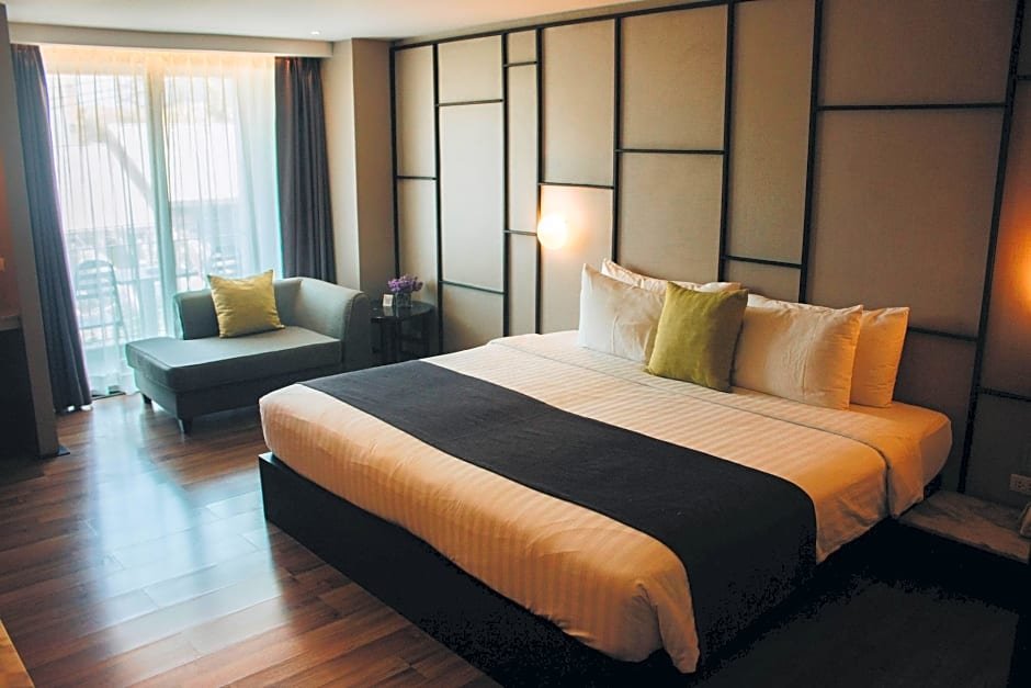 Фото Page 10 Hotel Pattaya