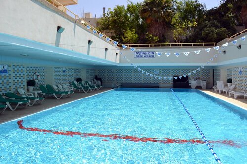 Гостиница Апартаменты Beautiful 2 Bdr Swimming pool H1 в Герцлии