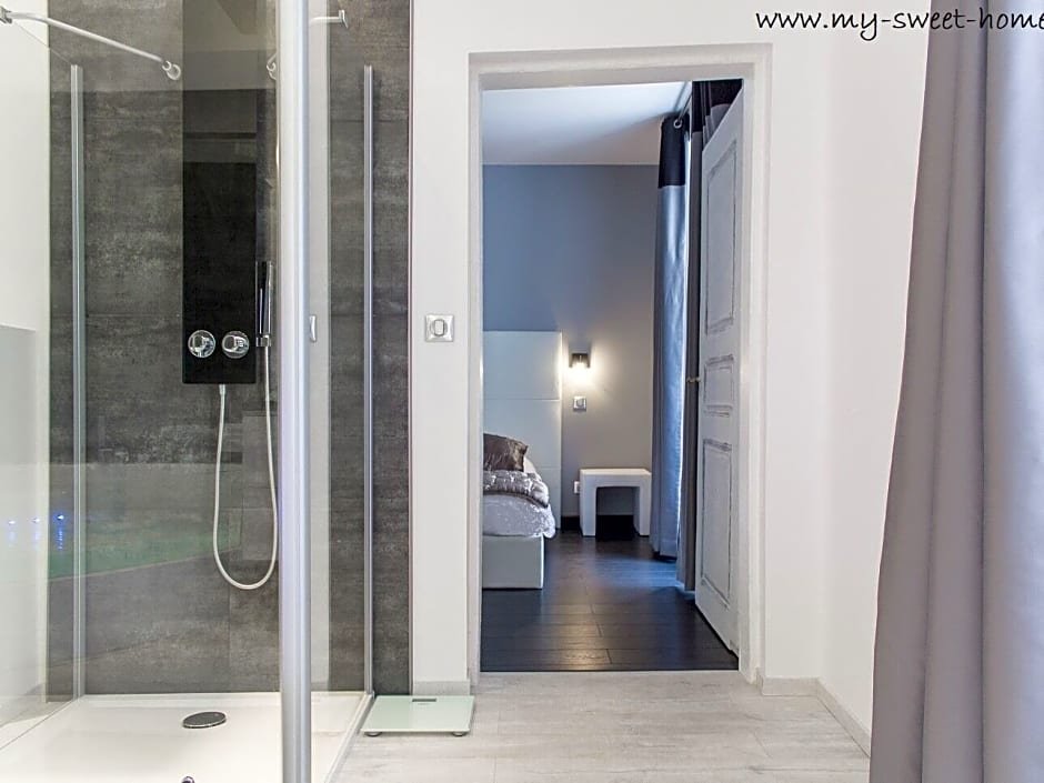 Фото My Sweet Homes - Little Venice & Bartholdi SPA