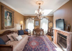 Гостиница 1840s Carrollton Inn в Балтиморе