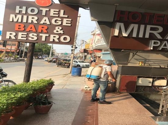 Фото The Mirage Palace