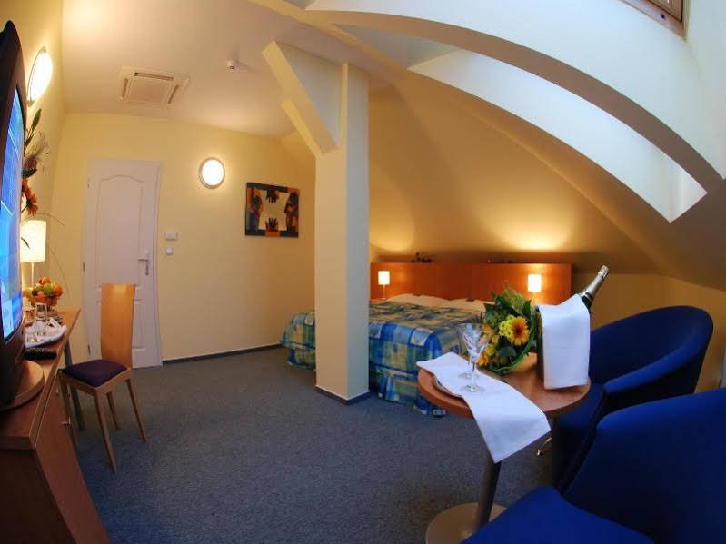 Фото EA Отель Tosca