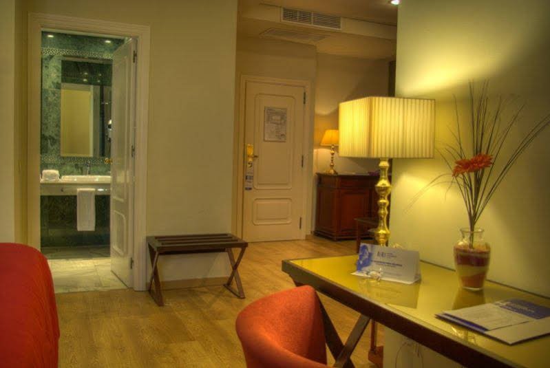 Фото Hotel Exe Guadalete