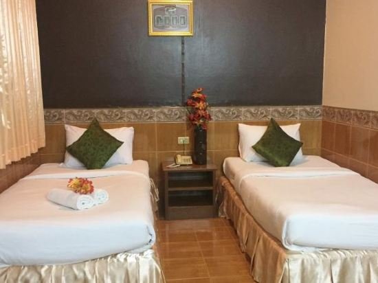 Фото Suriwong Chumphon Hotel