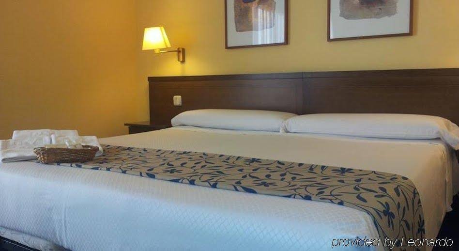 Фото Hotel Villamadrid