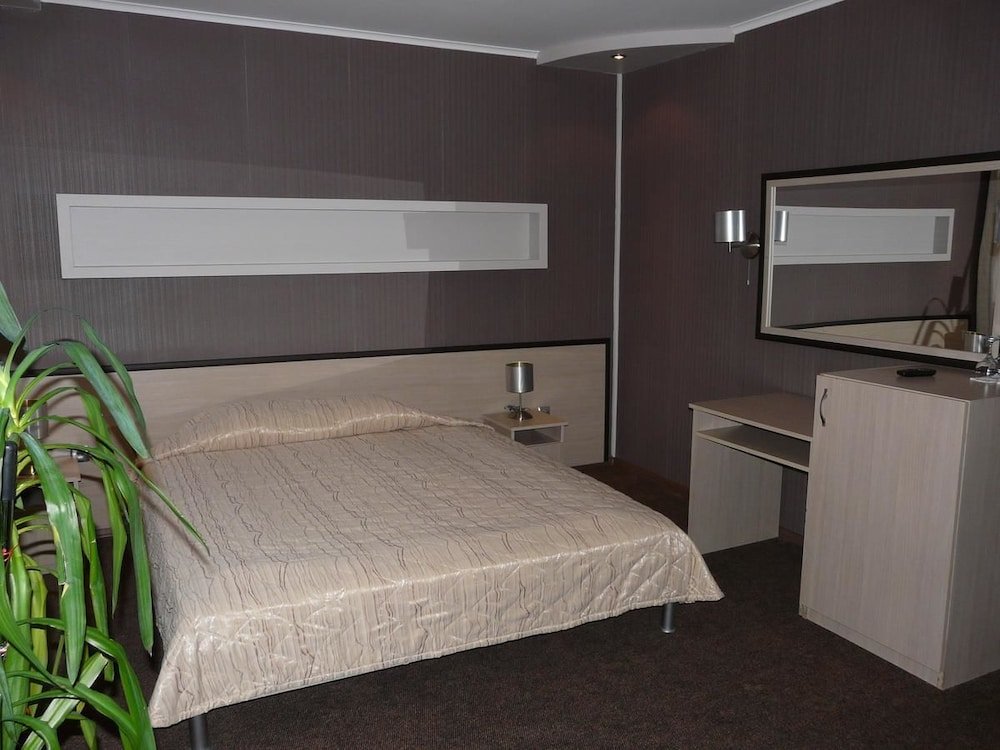 Фото Hotel Ustra