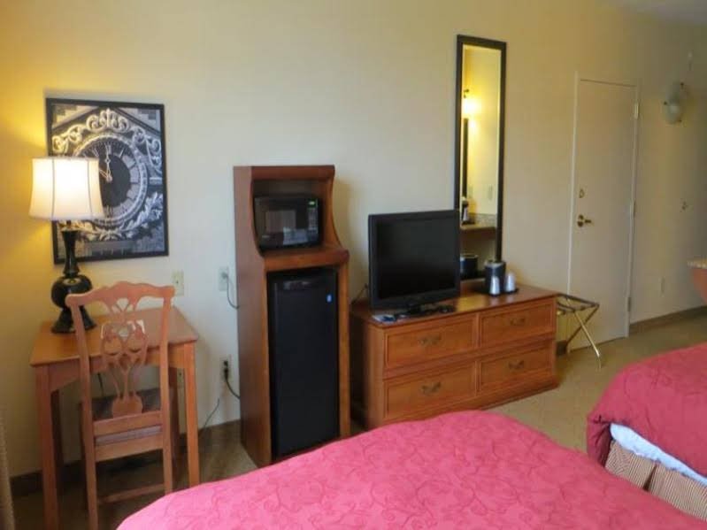 Фото Country Inn & Suites by Radisson, Orlando Airport, Fl