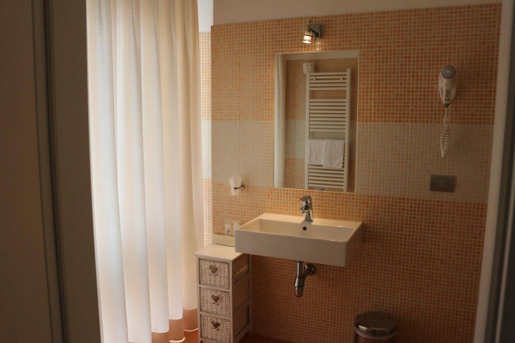Фото Hotel La Madonnina
