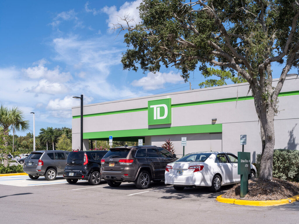 Shopping mall Beneva Village Shoppes, State of Florida, photo