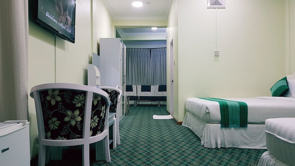 Фото Royal Jasmine Hotel