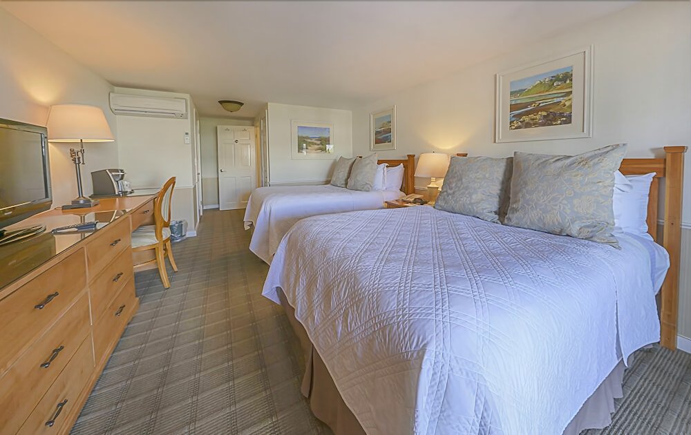 Фото The Harborside Inn