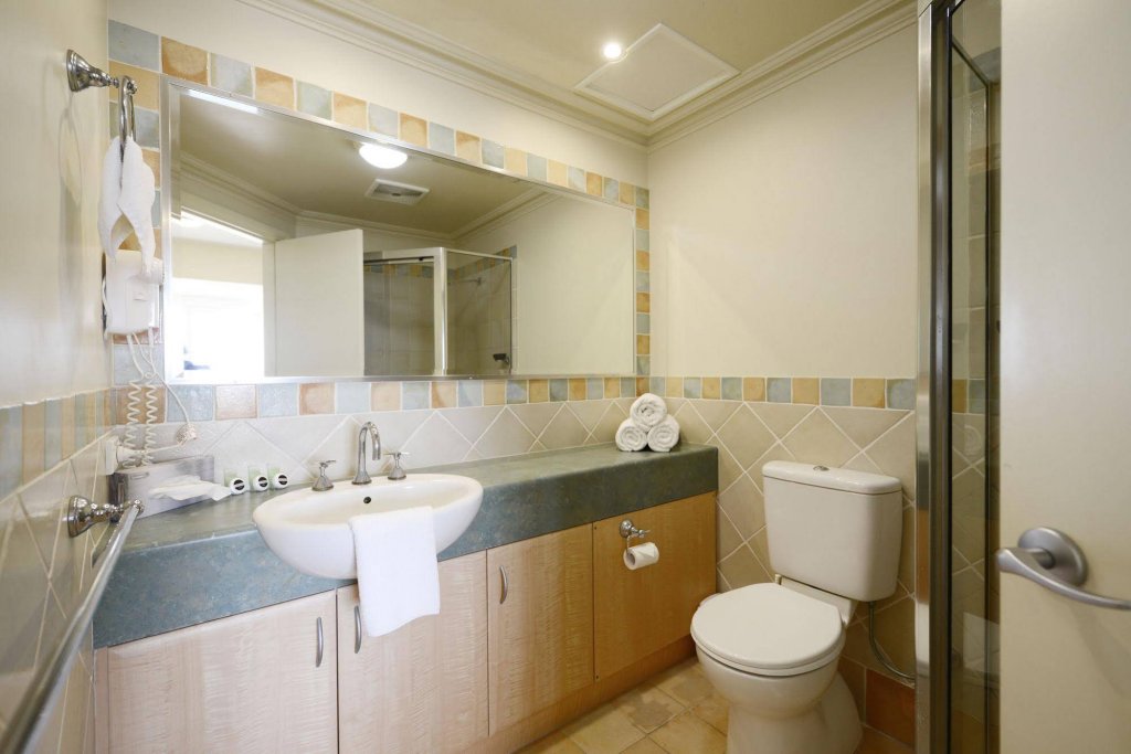 Фото The Jetty Resort