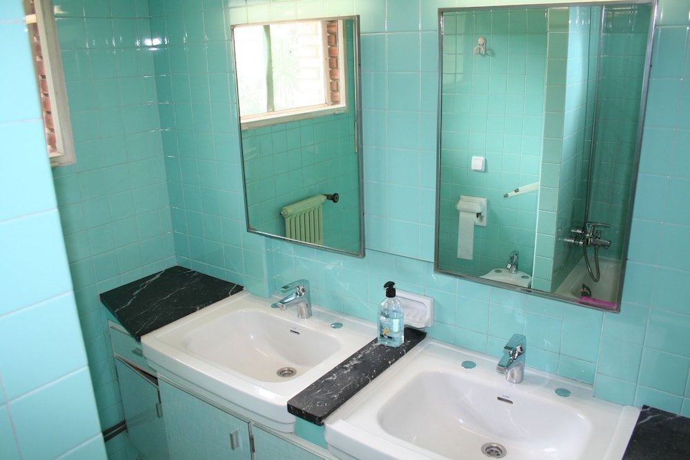 Фото Pool House Barcelona