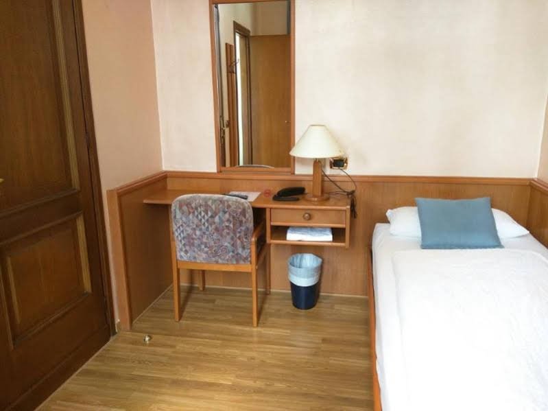 Фото Hotel Villa Elisa