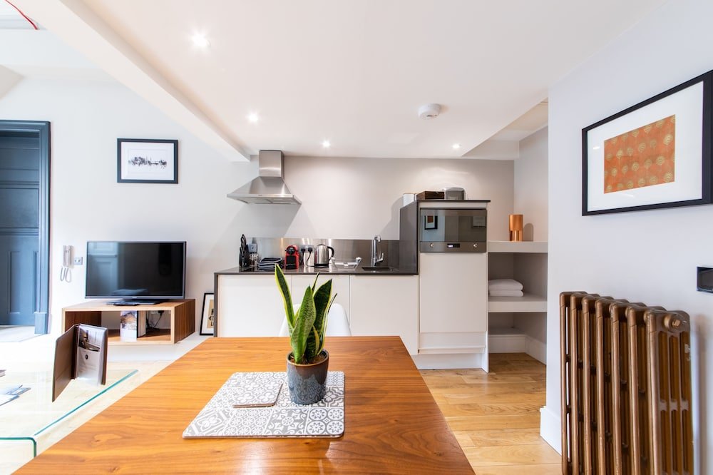 Фото Linton Collection - 28 North Bridge