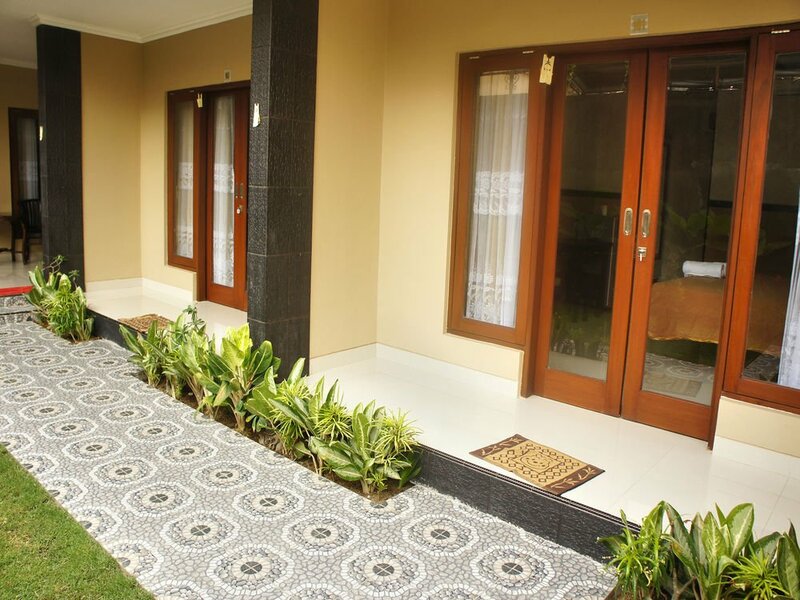 Гостиница Airy Eco Kuta Wana Segara Gang Jepun Satu 4 Bali в Куте