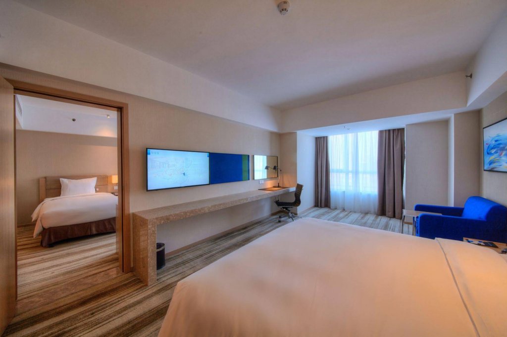 Фото Holiday Inn Express Shenyang Tawan