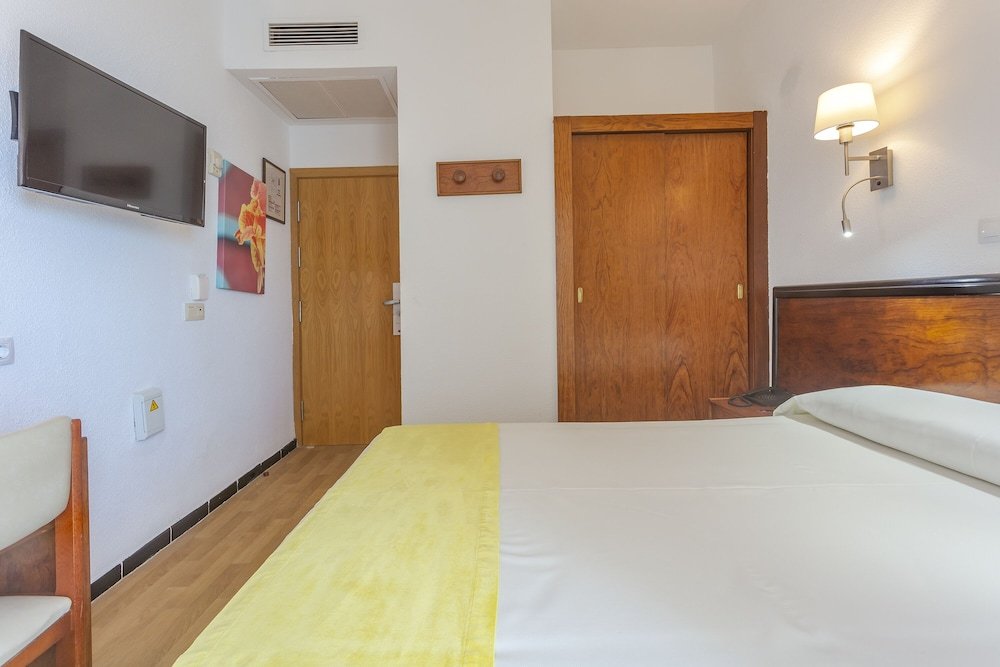 Фото Hotel Js Can Picafort