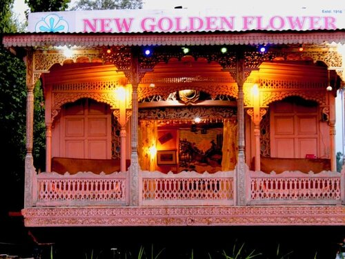 Внешний вид отеля Golden Flower Heritage Houseboat в Сринагаре, фото 1