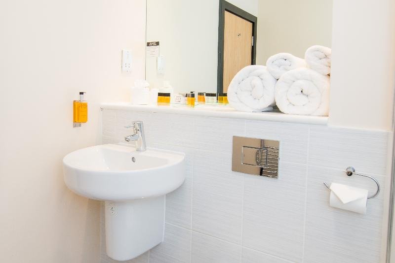 Фото Stanwell Hotel by Mercure