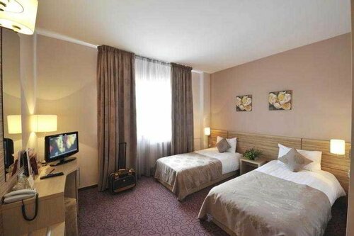 Внешний вид отеля Rin Central в Бухаресте, фото 4