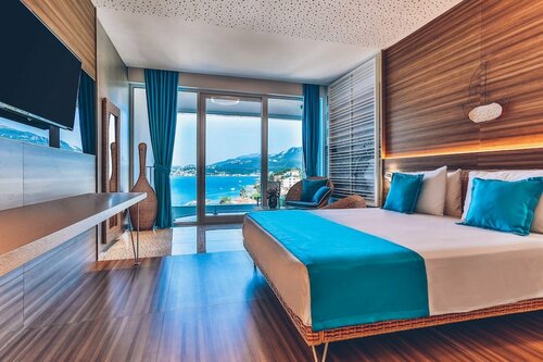Гостиница Carine Hotel Kumbor