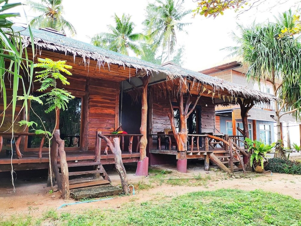 Фото Golden Pearl Beach Resort