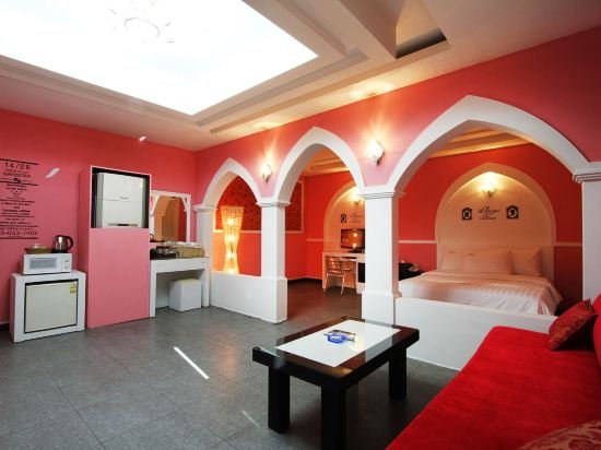 Фото Hotel No. 1