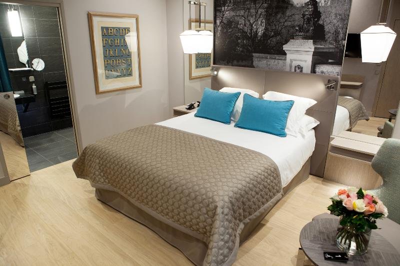 Фото Hôtel La Lanterne & SPA by Timhotel