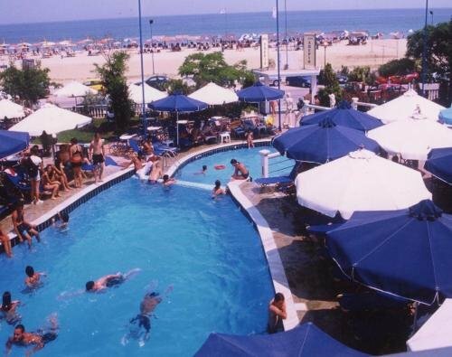 Гостиница Hotel Aperio в Паралии Катерини
