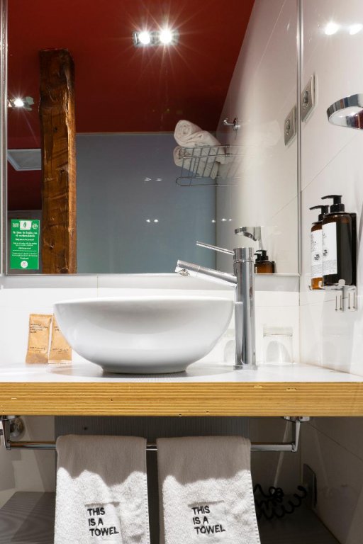 Фото Petit Palace Plaza España