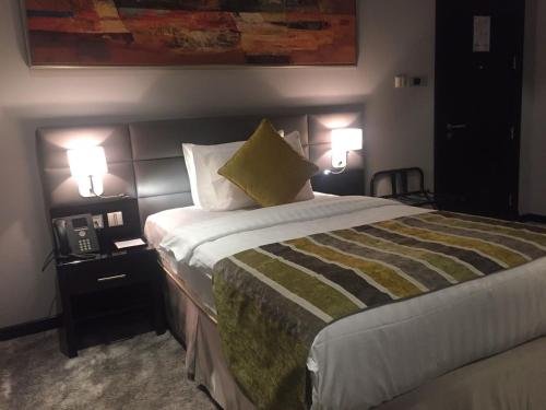 Фото Best Western Plus Fursan Hotel