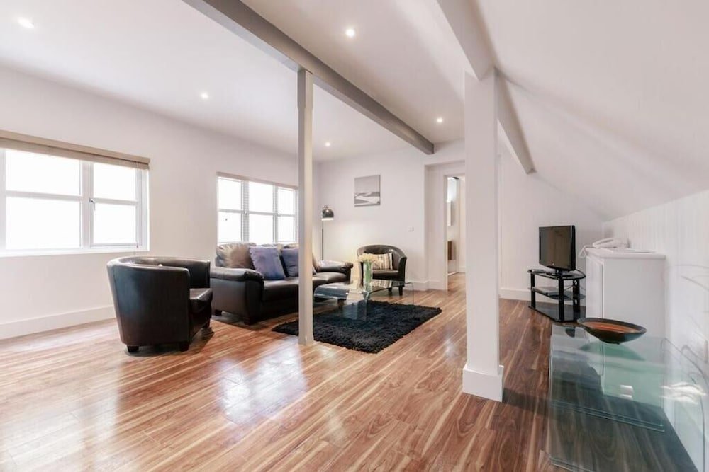 Фото Roomspace Apartments Friar House