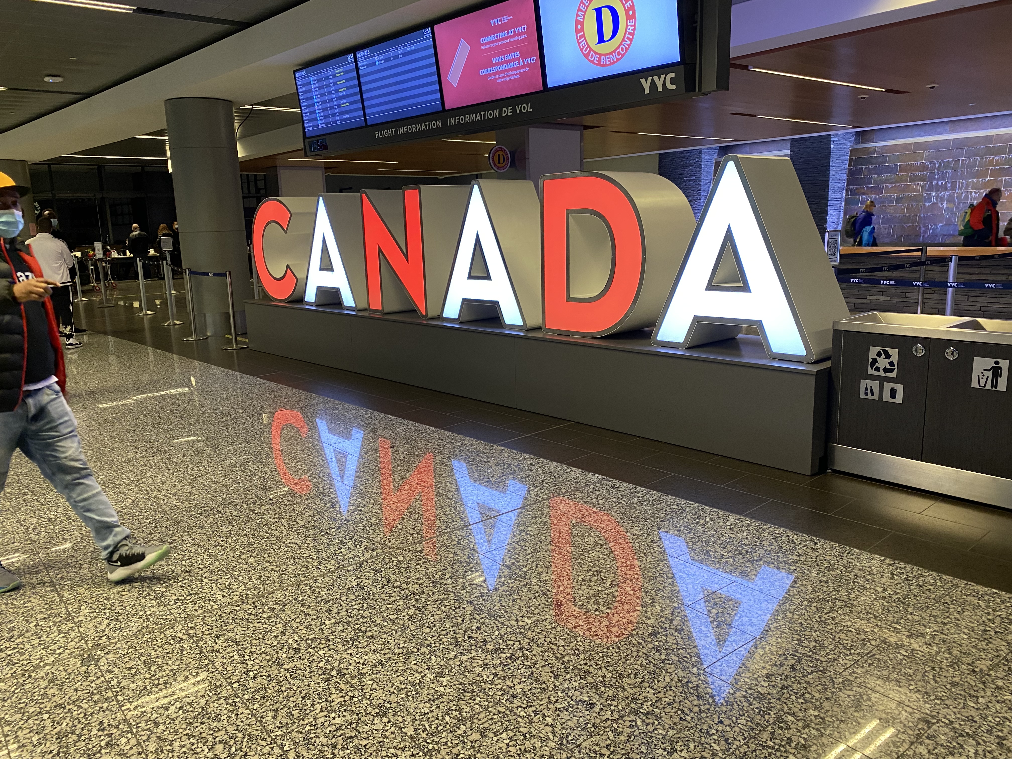 Фото Canmore Rocky Mountain Inn