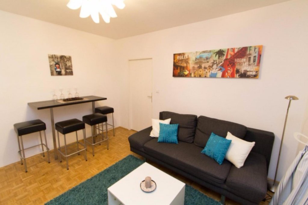 Фото CheckVienna Josef Kutscha Gasse