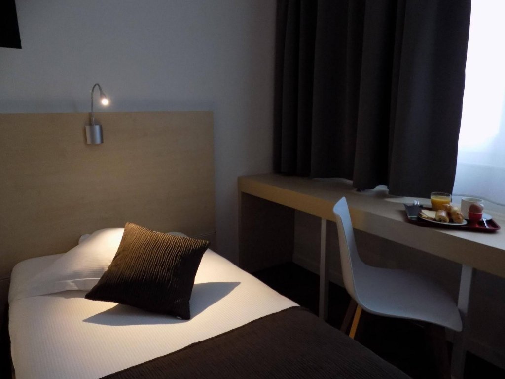 Фото B&b Home Paris Mairie de Saint Ouen