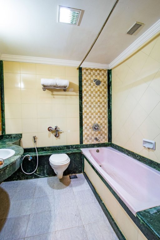 Фото Dfront Golden Palace