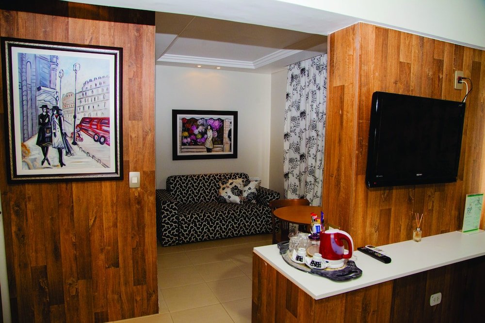 Фото Hotel Royal Plaza