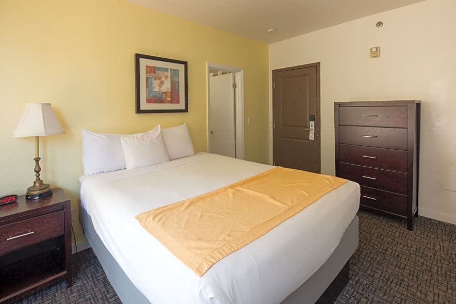 Фото Casa Loma Hotel